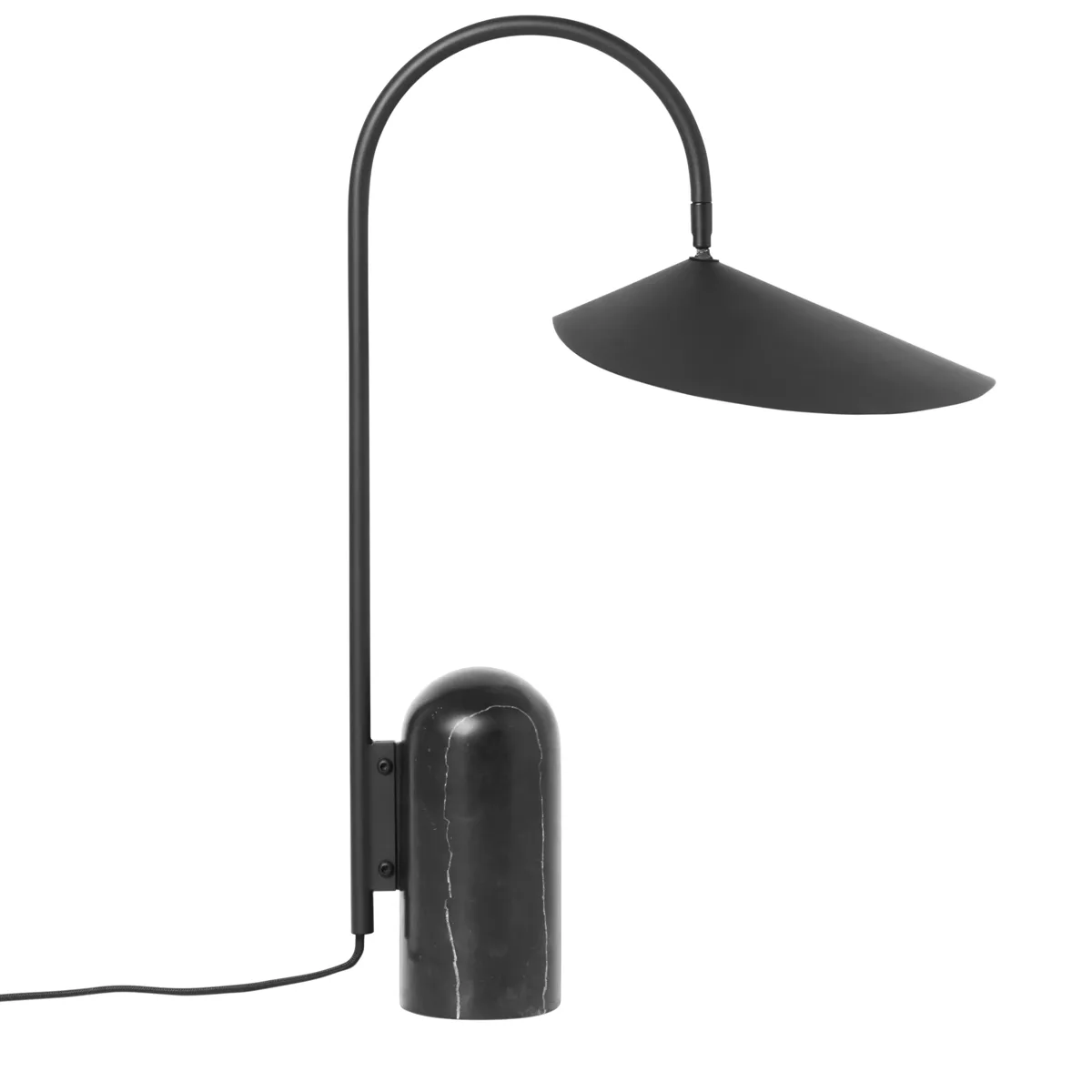 Arum bordslampa i svart från Ferm Living